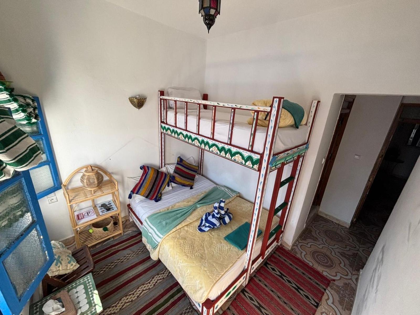 Hotel Sakura Chefchaouen Esterno foto