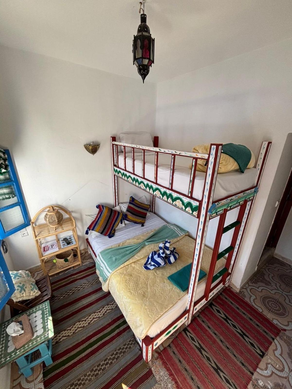 Hotel Sakura Chefchaouen Esterno foto